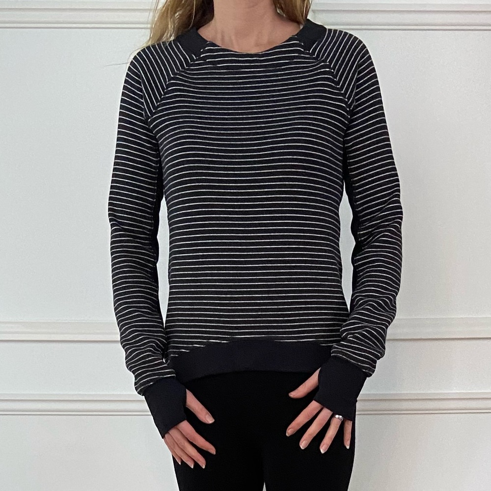 Lululemon sweatshirt